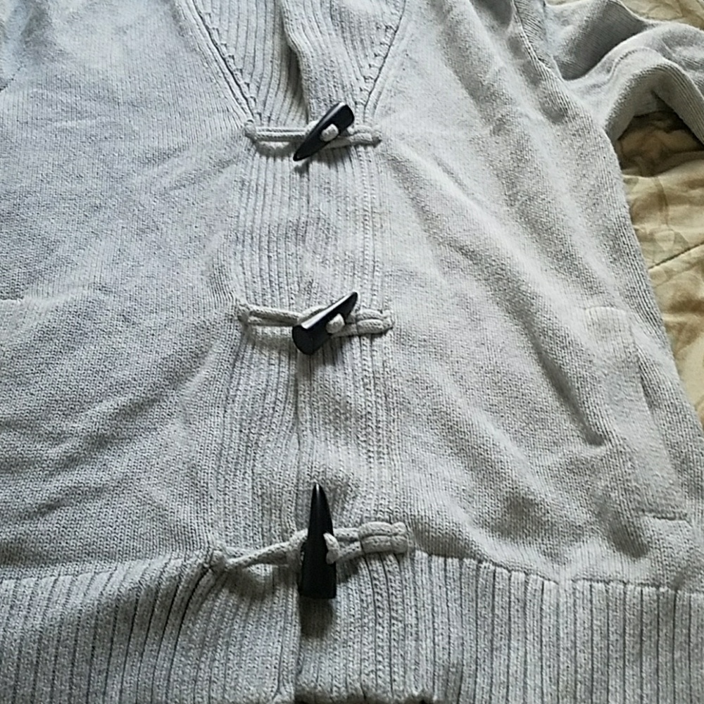 Sweater - Picture 3 of 5